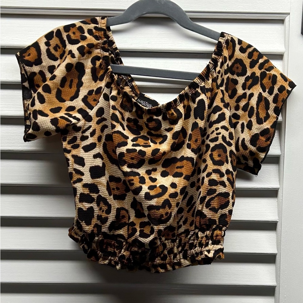 Leopard s/s or off the shoulder top